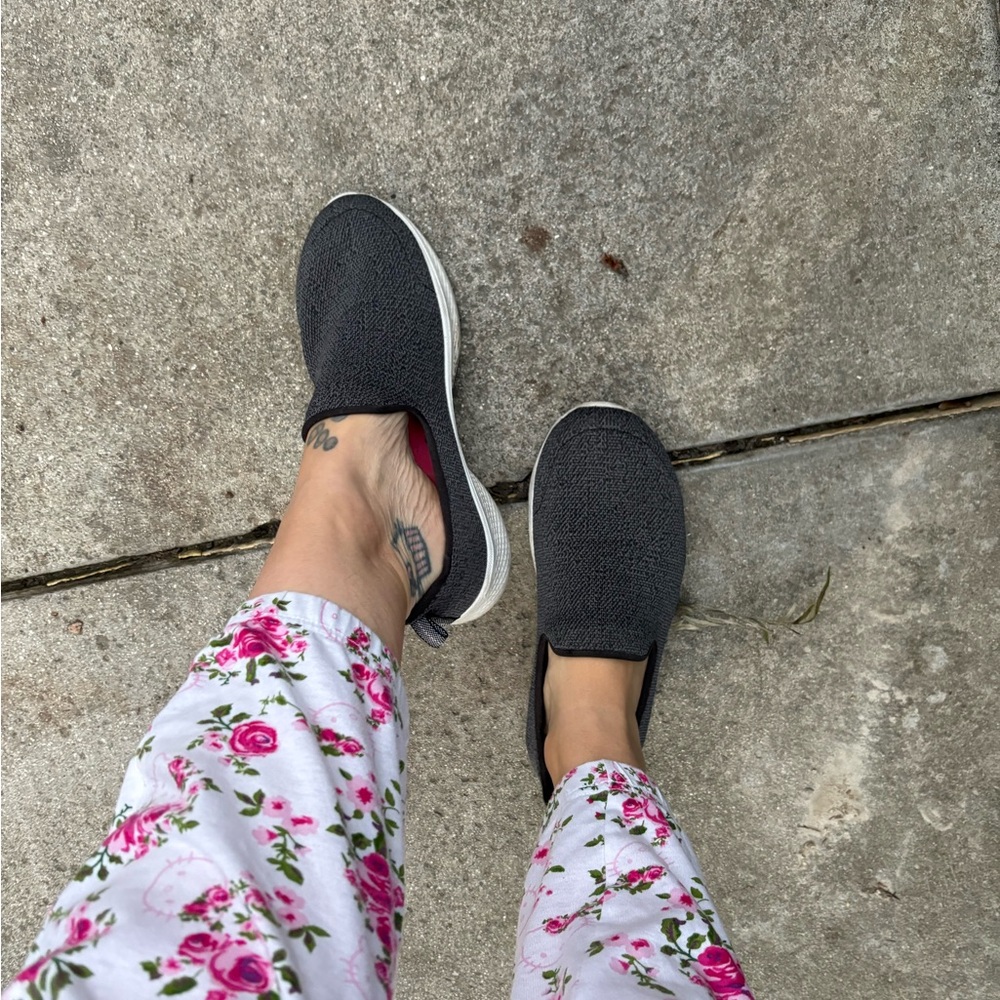 Sketchers memory foam flats